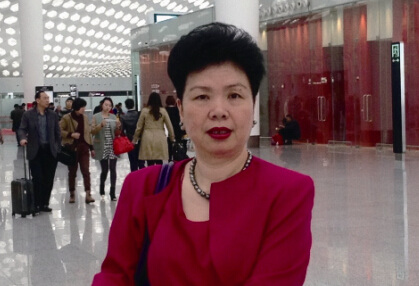 中国侨网陈玉华女士。(法国《欧洲时报》/受访者本人供图)