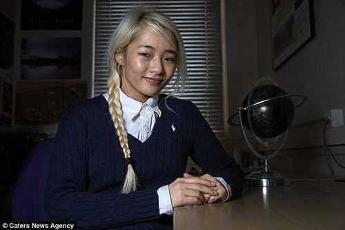 中国侨网英国伯明翰大学24岁的天体物理系华裔女博士刘梅姬宣布退出“火星一号”殖民计划。(图片来源:《每日邮报》)