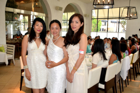 中国侨网陈鸿澧（左起）、张丽 、张蕾三位创业女性成立“加州女人帮”，旨在汇聚华人精英女性。（美国《世界日报》/马云 摄）