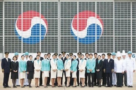 中国侨网大韩航空埋单邀300名中国游客访韩，重振旅游业。（韩国亚洲经济中文网）
