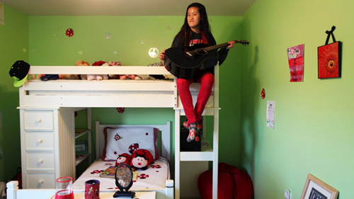 中国侨网-华人故事:被美国家庭领养的中国孩子