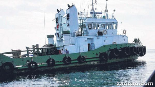 出事的马国船只事发时才送完货，正从马尼拉返回斗湖，不料途中遭武装分子拦截及绑架船员。（星洲日报）