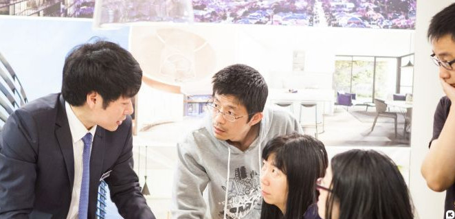 (《澳洲日报》)