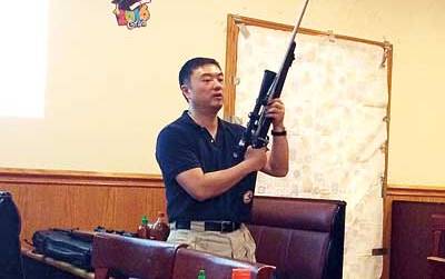 资料图:芝加哥华人小区兴起“拥枪潮”