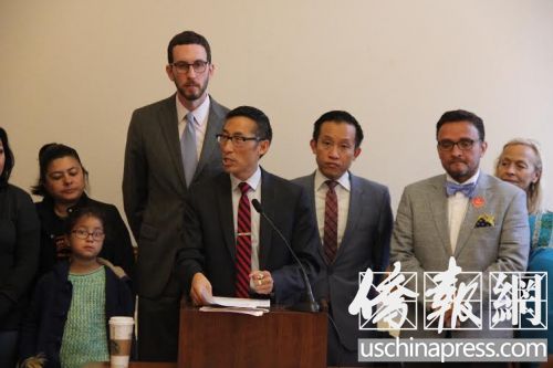 旧金山多名民选官员要求给予移民群体在教育委员会选举投票的权利。(美国《侨报》/任子晟