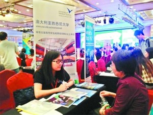 越来越多的国外院校开始接受中国内地的高考成绩