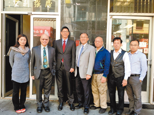 华裔民主党成员号召华裔支持李孟贤。（美国《世界日报》/王湛