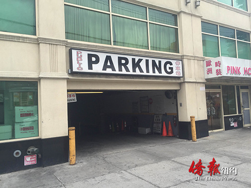 纽约华人餐馆遭抢劫 华裔员工英勇制服劫匪-中