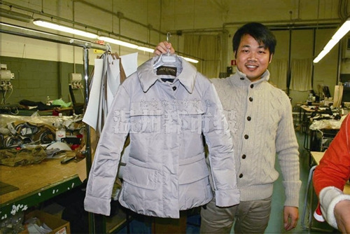 州裁缝传奇般走上奢侈品服装制作之路-中国侨