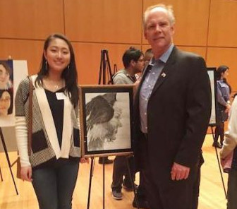纽约布鲁克林科尔尼主教高中华裔女生关凯润的画作“女孩内心”