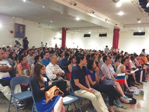 6候选人首次同台亮相并阐述政见，中华公所礼堂座无虚席。