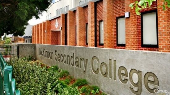 洲维州名校遭控告 前教员声称因肤色受歧视-中