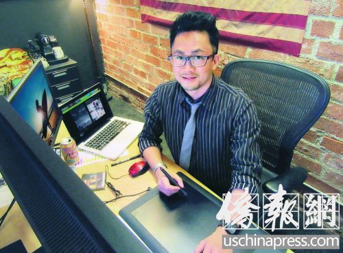 工作中的黄方遒。(美国《侨报》/翁羽