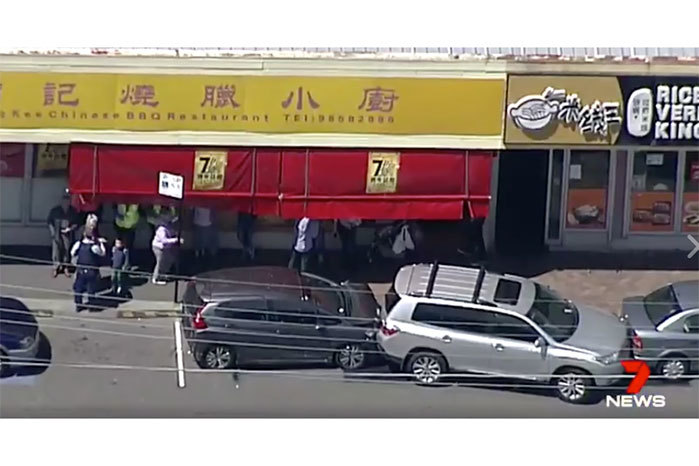 悉尼Eastwood一家中餐馆门店发生事故(澳洲《新快报》援引《澳洲7号电视台》图片)