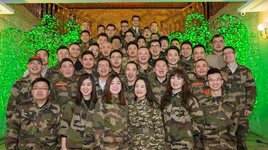 中国侨网参加活动的战狼突击队成员。（法国《欧洲时报》/孔帆 摄）