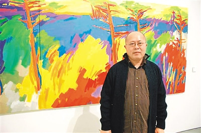 中国侨网图为新西兰华裔画家晨晓个人作品在北京展示。资料图片
