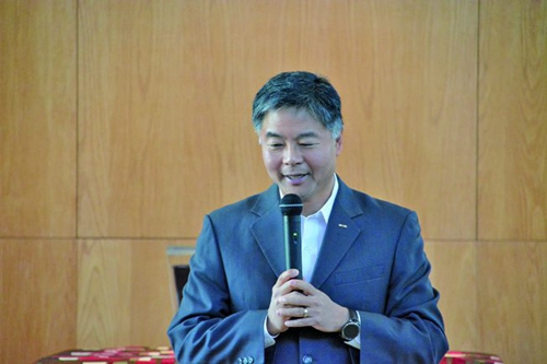中国侨网美国联邦众议员刘云平希望民众积极表达意愿,以应对共和党的一系列改变 。(美国《世界日报》/李云 摄)