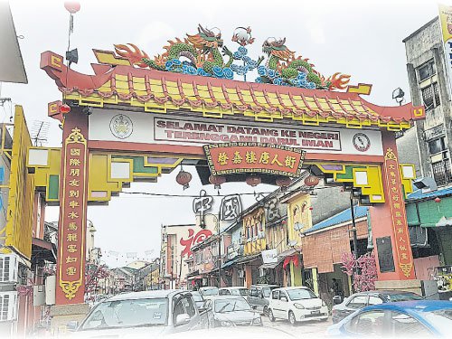 中国侨网华人新年转眼即至，瓜登唐人坡街头仍未显见新春佳节的热闹气氛。（马来西亚《中国报》）