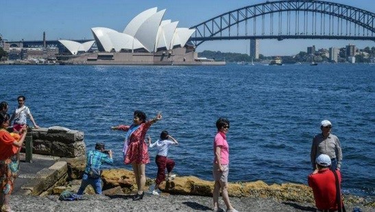 中国侨网  中国游客去年为澳洲经济注入90亿澳元。（澳大利亚《信使报》图片）