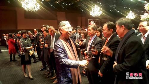 中国侨网驻韩使馆邱洪国大使出席招待会。(韩国新华网)