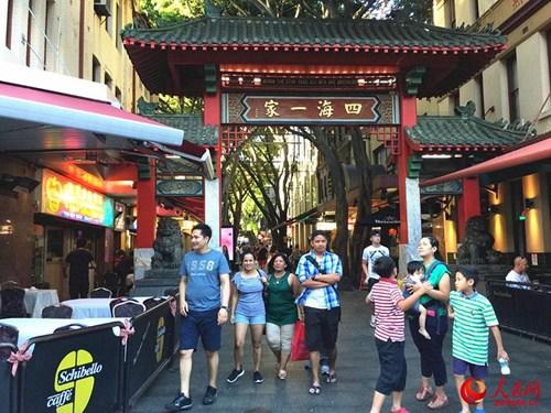 中国侨网悉尼唐人街是悉尼最受游客受欢迎的旅游地之一。(鲍捷摄)