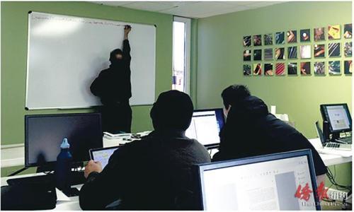 中国侨网多位律师表示,目前H1B政策并未改变。 (美国《侨报》资料图)