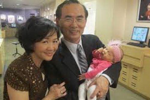 中国侨网钻石吧双尸命案受害夫妇王成龙和钟美珠。(美国《侨报》资料图)