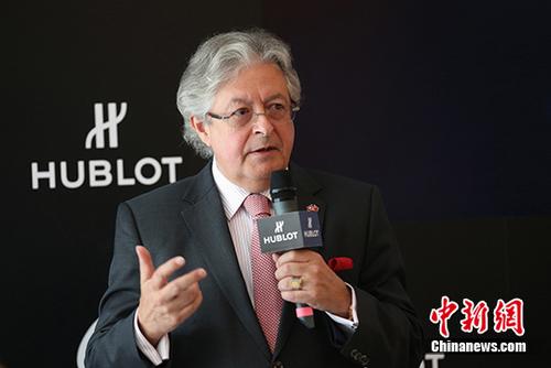 中国侨网资料图:瑞士驻华大使戴尚贤 中新社发 杜洋 摄