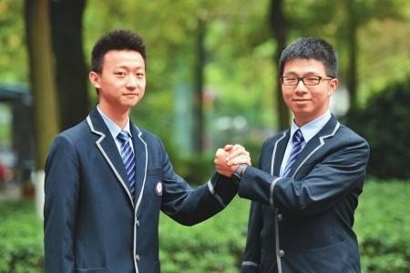 中国侨网刘笑海(左)和欧奕阳。