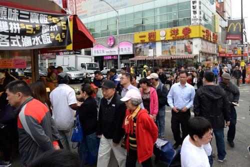 中国侨网特朗普预算计划将严重冲击亚裔小区。(美国《世界日报》/朱泽人 摄)