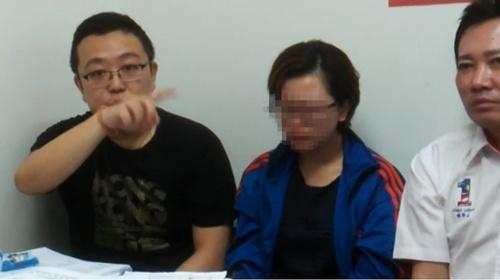 中国侨网受害者早前在记者会哭诉“谁赔我孩子”。(马来西亚《星洲日报》)