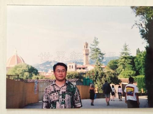 中国侨网韩伟东医师旅游照片。（美国《世界日报》）