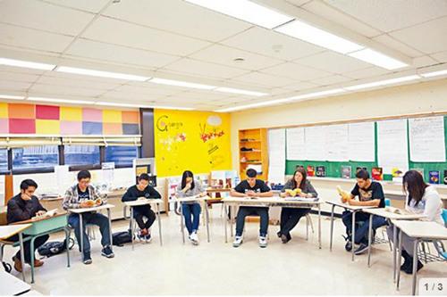 中国侨网有报告指申请学生签证在加国读高中的中国大陆生人数大增。(加拿大《星岛日报》资料图片)