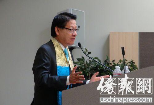 中国侨网准备竞选加州第22选区参议员的伍国庆。(美国《侨报》/高睿 摄)