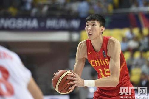 中国侨网周琦宣布参加NBA选秀（图片来源：央广网）