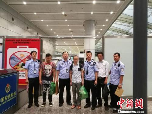 中国侨网警方抓获外逃经济犯罪嫌疑人。警方供图