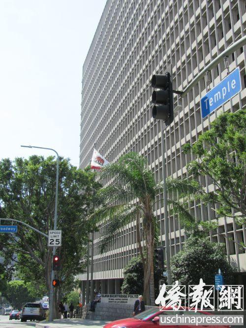 中国侨网洛杉矶市刑事法院。(美国《侨报》/翁羽 摄)