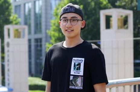 中国侨网郭杰被澳洲名校录取，但最终选择留在中国读大学。