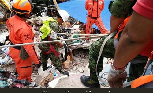 中国侨网墨西哥官方22日表示，墨西哥市遭遇强震之后，已从瓦砾堆下寻获8具外国人遗体，包括4名台湾女子。(图取自墨西哥国防部推特twitter.com/SEDENAmx)