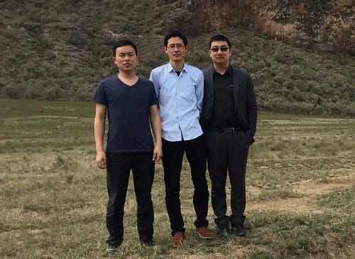 中国侨网创造太阳能源服务(青岛)有限公司的创建者马搏、段晓飞、宫智武(从左至右)。