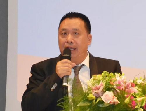 中国侨网意大利普拉托华人华侨联谊会新任会长徐秋林。(意大利《新欧洲侨报》)