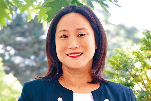 中国侨网陈家诺的遗孀叶嘉丽(加拿大《星岛日报》)