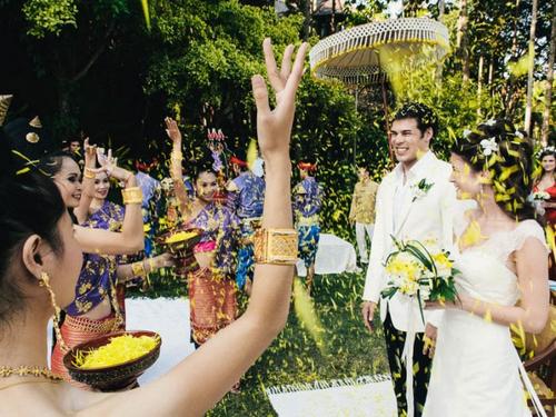 中国侨网泰国婚礼现场 （泰国《世界日报》）