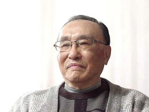 中国侨网李道煃老人。(新华社记者海洋摄)