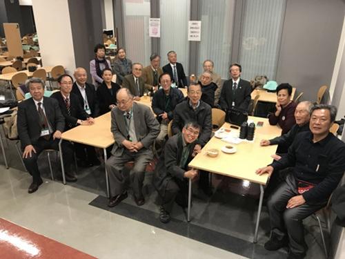 中国侨网11月27日，日本律师和中国受害者在日本国会议员会馆集会。