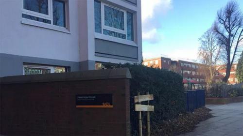 中国侨网图为UCL Hawkridge宿舍大门。(欧洲时报英国版微信公众号)