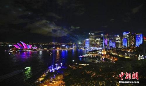 中国侨网资料图为澳大利亚悉尼夜景。中新社记者 姜长庚 摄