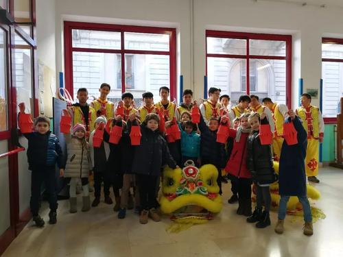 中国侨网(意大利米兰龙甲中文学校供图)