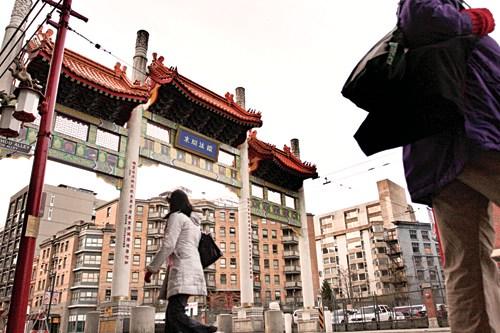 中国侨网图为温市华埠街景。（加拿大《星岛日报》资料图片）