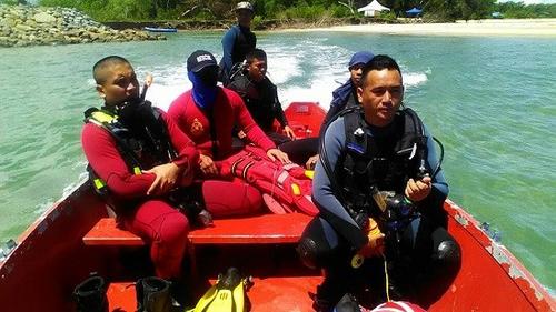 中国侨网搜救队伍目前仍在积极搜寻失踪男子下落。（马来西亚《诗华日报》）